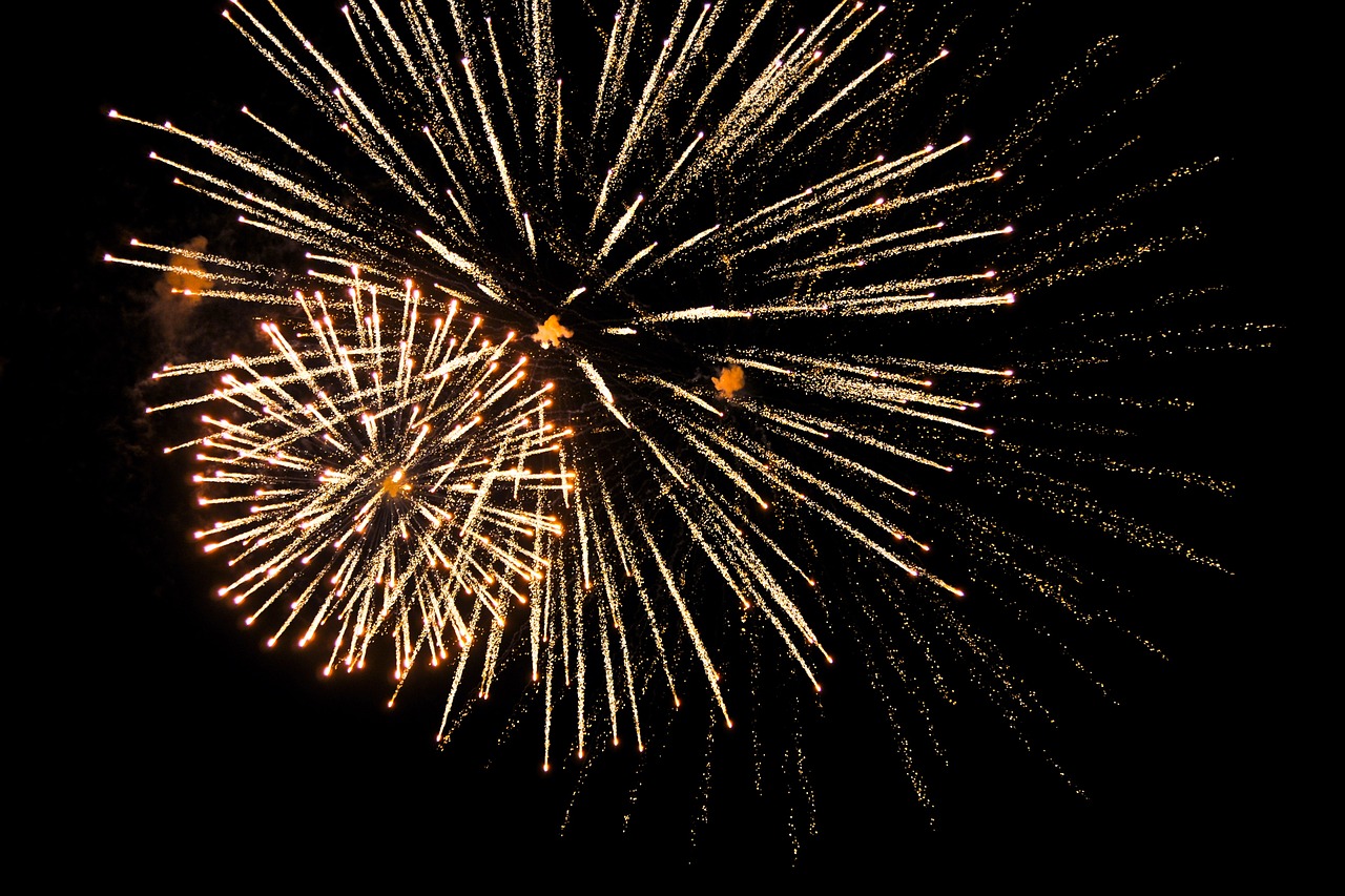 fireworks, pyrotechnics, explode-1880042.jpg